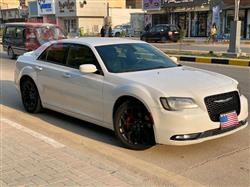 کرایسلەر 300